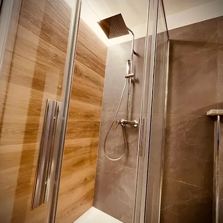 Alpine Hut Пон-Сен-Мартен