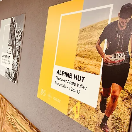 Alpine Hut アパート
